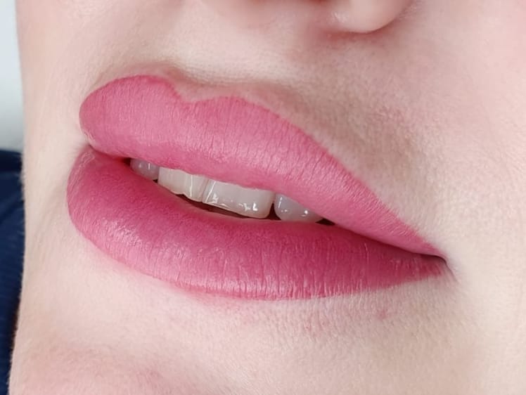 Lippen Permanent Makeup Wien