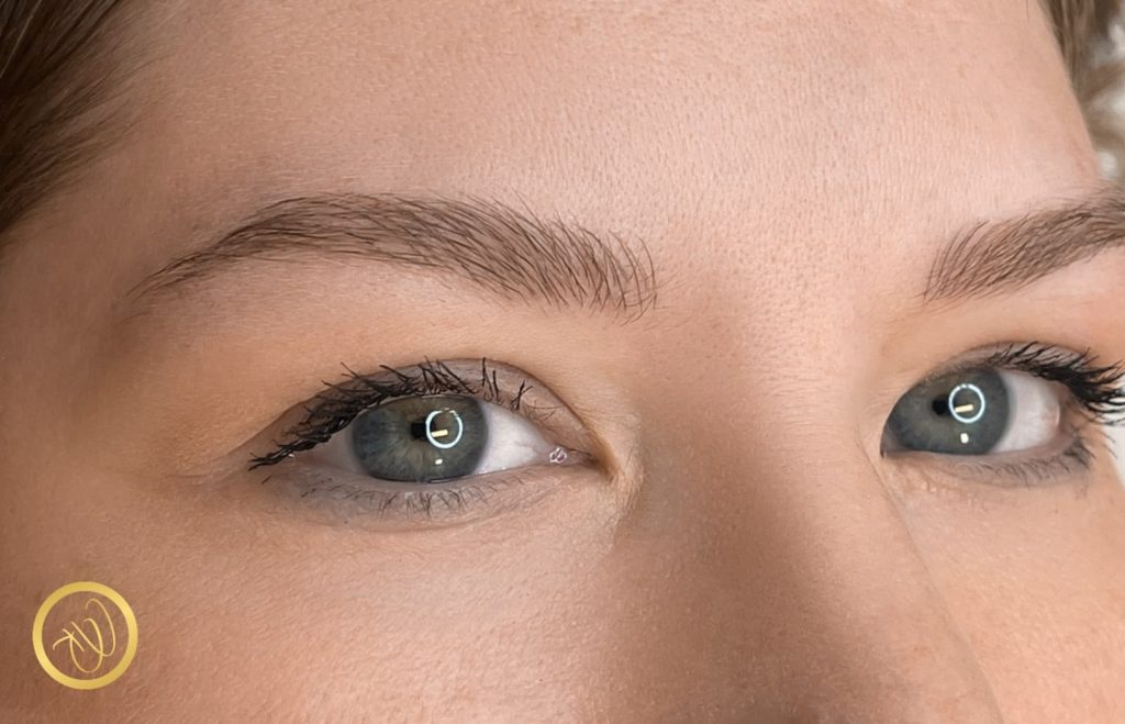 Microblading Augenbrauen